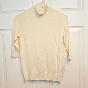 Zara White Crew Neck Sweater with Subtle Texture